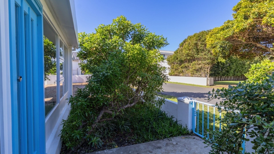4 Bedroom Property for Sale in Kleinmond Western Cape